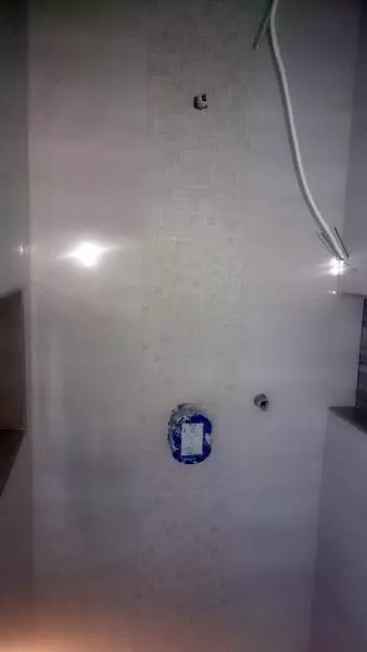 begehbare Dusche - Mosaik-Akzente
